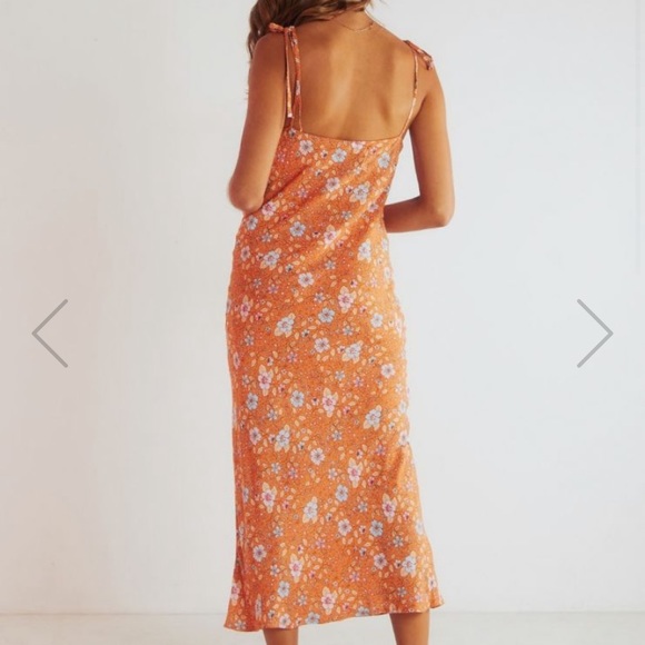 Maxi dress - Picture 2 of 9